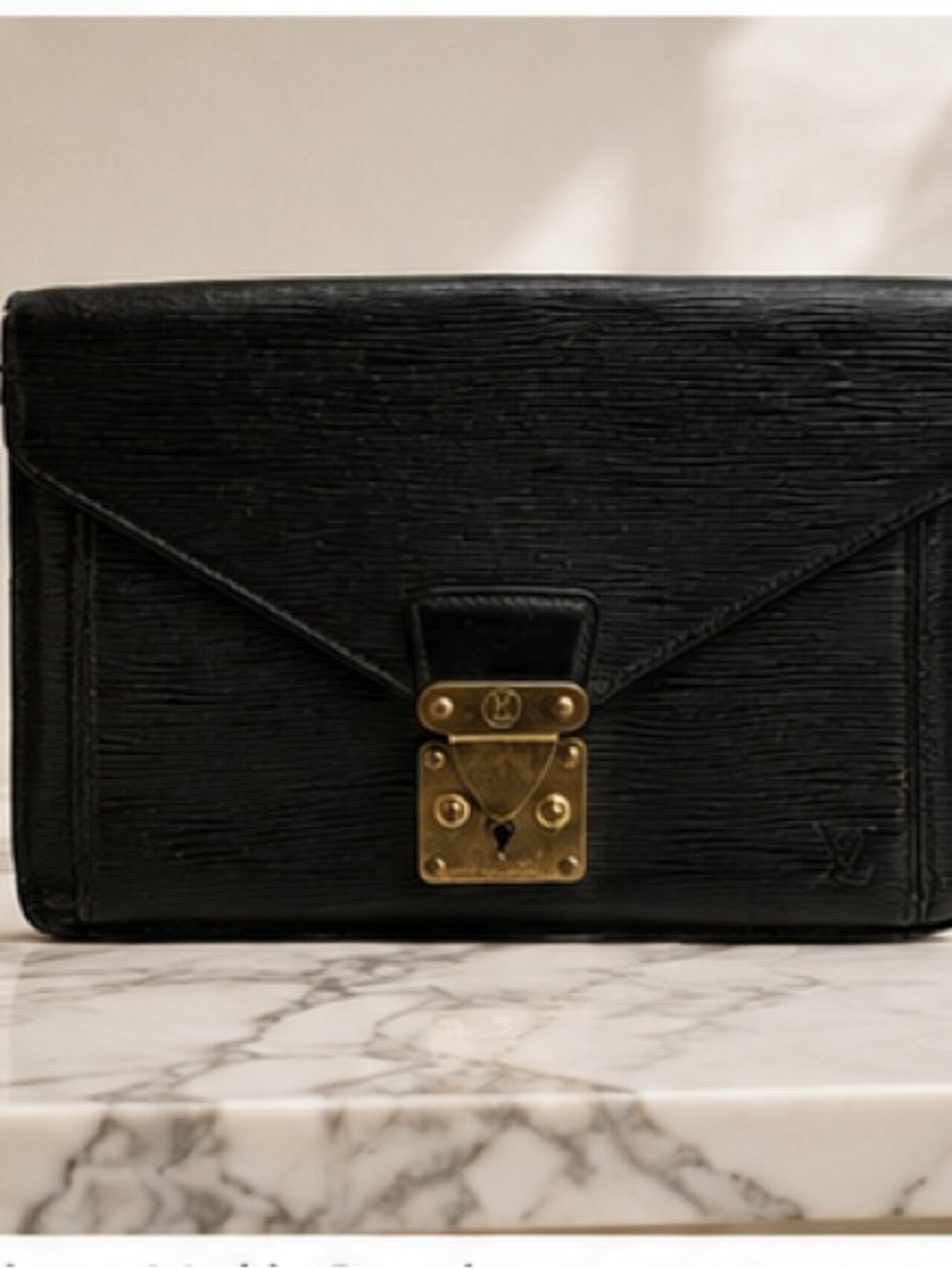 Louis Vuitton Sellier Dragonne Clutch Bag – Black Epi Leather | Vintage 👀 - Picture 2 of 13